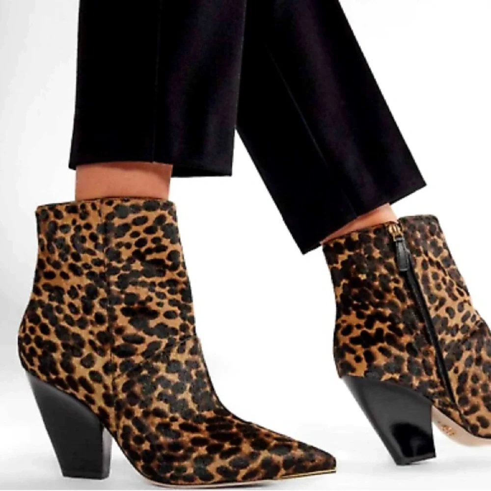 Tory Burch Leather Genuine Calf Hair Leopard Print Lila Pointed Toe Ankle Bootie - Picture 1 of 15